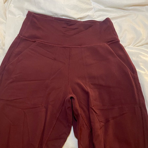 Lululemon Align Cropped Joggers - Picture 8 of 10